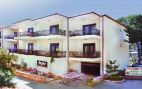 Гостиница Avra Apartments  Neos Marmaras
